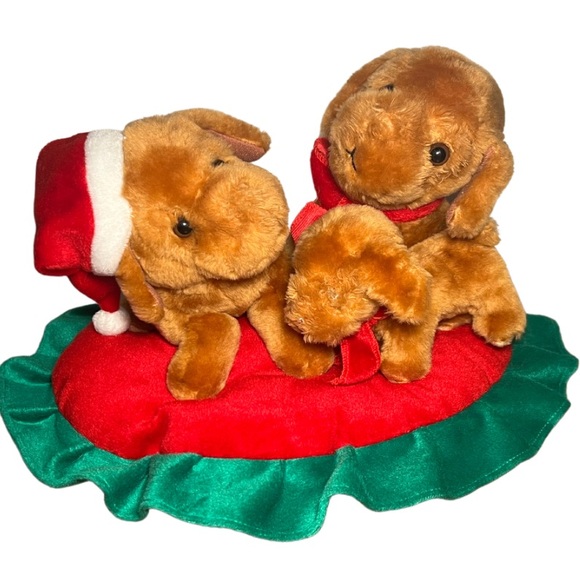 Prima Creations Christmas 3 Golden Retriever Dogs on Bed Stuffed Animal Plush - Picture 1 of 3
